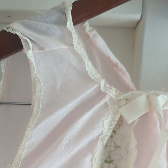 VTG Pale Pink Feminine Embroidered Lace Nightgown Small Sheer Cottage - Picture 5 of 9